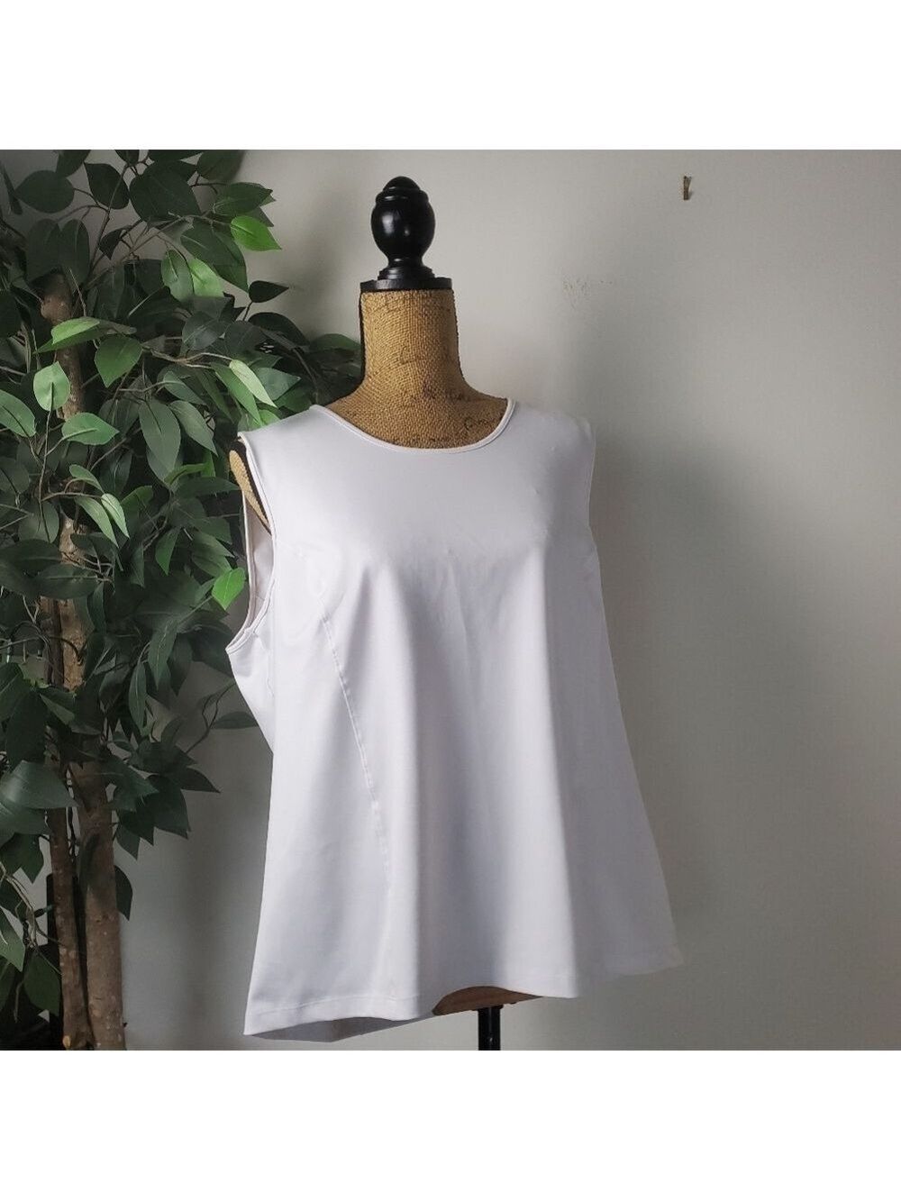 Worthington White Sleeveless Top Stretch Women's Size 1X